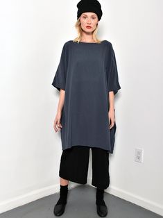 100% cotton oversized comfortable casual dress, made in Brooklyn. — uzinyc Brown Long Dress, Navy Long Dress, Brooklyn Fashion, Box Dress, Long Striped Dress, Brooklyn Style, Cotton Box, Ideas For Clothes, V Dress