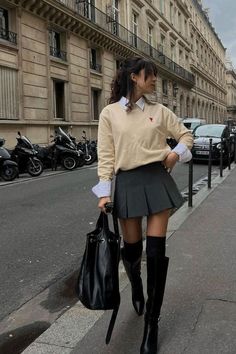 Female Ceo Outfits, Female Ceo, Chique Outfits, Preppy Fall, Rock Outfit, Weekly Outfits, Looks Street Style