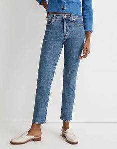 The Mid-Rise Perfect Vintage Jean in Knowland Wash Petite Mom Jeans, Fall In London, Madewell Black Jeans, Best Jeans For Women, Closet Staples, Madewell Jeans, Denim Details, Madewell Denim, Best Jeans