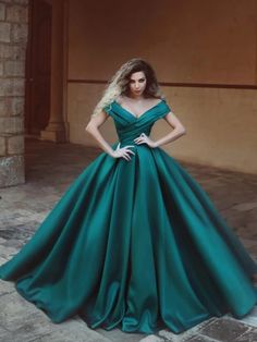 Dark Green Prom Dresses, Vestido Charro, Cheap Evening Gowns, Green Ball Gown, Prom Dresses Off The Shoulder, Off Shoulder Evening Dress, Satin Ball Gown, Princess Prom Dresses, Prom Dresses Elegant