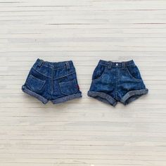 Blue shorts made with denim. It has functional pockets at front and back, belt loops, and rolled legs. Perfectly reproduced miniature pants for dolls. Perfect jeans for summer outfits, but not only! You can pair it with tights for a more autumny/spring look. →Suitable for: Pullip, Blythe, Pure Neemo, Obitsu 26 & 27, Barbie Made to move, and other similar 1/6 scale dolls. Including: shorts *1 →Check also: T-shirt: https://www.etsy.com/listing/753792812 →Colors may vary depending on the monito Summer Recycled Denim Bottoms With Belt Loops, Denim Jeans With Belt Loops And Short Legs, Short Leg Cotton Jeans With Belt Loops, Denim Blue Short Length Jeans With Belt Loops, Medium Wash Cotton Jean Shorts With Belt Loops, Denim Blue Straight Leg Jean Shorts With Belt Loops, Short Leg Denim Blue Jeans With Pockets, Short Recycled Denim Jeans In Denim Blue, Short Recycled Denim Blue Jeans