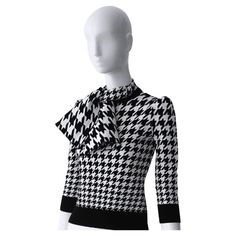 Check out this item from 1stdibs! Alexander McQueen Houndstooth Bow Jumper Wool Dogtooth Sweater Blouse Top: https://www.1stdibs.com/id-v_17204822 Chic Houndstooth Winter Tops, Fitted Houndstooth Pattern Tops For Winter, Fitted Houndstooth Tops For Winter, Vintage Blouses, Helen Mirren, White Houndstooth, British Fashion, Elegant Chic, Today Show