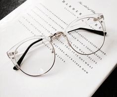 ❁ ☾pinterest | alexislee17 Clear Glasses Frames, Clear Glasses, Clear Frames, Eye Wear