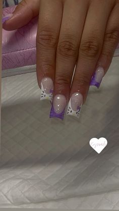 Purple Hello Kitty Nails Acrylic, Purple Hello Kitty Nails Short, Nails Inspiration Purple Short, Purple Nails Hello Kitty, Medium Square Acrylic Nails Hello Kitty, Simple Nail Ideas Purple, Purple Set Nails, Nail Ideas Purple Short, Purple Nails Short Design