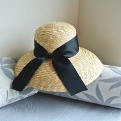 Summer Straw Hat, Summer Style Guide, Hepburn Style, French Retro, Summer Sun Hat, Holiday Beach, Retro Summer, Autumn Fashion Women, Top Hat