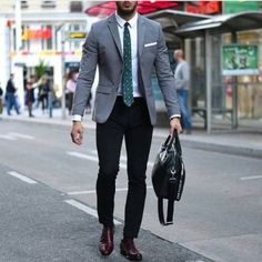 Mens Cocktail Attire, Mens Fashion Rugged Simple, Interview Suits, Cocktail Attire Men, Mens Summer Outfits, Mens Fashion Business, Mens Fashion Rugged, Mens Fashion Inspiration