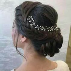 Hairstyle With Lehenga, Hairstyle Juda, Hairstyles Juda, Side Bun Hairstyles, Wedding Bun, Wedding Bun Hairstyles, Hair Style Vedio