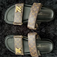 Louis Vuitton Lv Sunset Flat Comfort Sandal Size: 37 Condition: Gently Worn Box: No Orig Price: $1280 Retail: $850 Luxury Open Toe Sandals For Vacation, Luxury Slip-on Slides For Vacation, Designer Open Toe Slides For Vacation, Luxury Brown Slides, Luxury Brown Slides With Round Toe, Louis Vuitton Shoes, Comfortable Sandals, Women's Shoes Sandals, Shoes Sandals