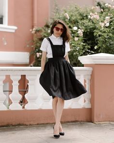 Cross Back Aprons, Pinafore Apron Dress, Black Overall Dress, Overall Dresses, Linen Pinafore Apron, Apron Skirt, Linen Pinafore, Aprons For Women, Pinafore Apron