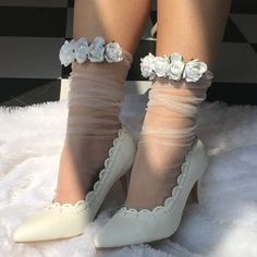 Silver Lining Tulle Socks Bridal Socks with Pearl | Etsy Elegant Fitted White Socks, Elegant White Socks For Spring, Elegant White Stockings For Party, Elegant Fitted Socks For Party, Elegant White Stockings For Spring, Wedding Gloves Vintage, Tulle Socks, Tulle Gloves, Vintage Wedding Flowers