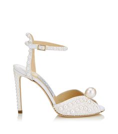 Wedding Shoes High Heels, Pearl Sandals, Bridal Wedding Shoes, Jimmy Choo Heels, Womens Wedding Dresses, Satin Pumps, Super High Heels, Wedding Sandals, Valentino Rockstud