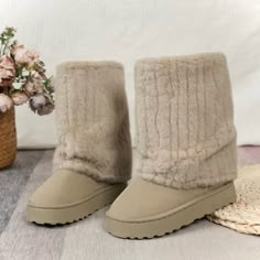 Nwot! Price Is Firm! Top Rated Seller If Its Not Sold Its Avalible! Fluffy Platform Boots, Brown Fuzzy Boots, Cute Boots Fur, Foldover Boots, Beige Faux Fur Trim Boots With Round Toe, Brown And White Fur Boots, Cute Winter Boots, Cozy Outfits, Fur Boots