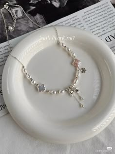 Prince Jewelry, Grunge Jewellery, Fairy Bracelets, Pink Ipad, Grunge Jewelry, Pinterest Diy Crafts, Pearl Necklace Designs, Classy Jewelry