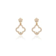 This is part of Chairish’s Fine Jewelry assortment.  Pair of Diamond Clover Earrings in 18K Gold to make a statement with your look. You shall need dangle earrings to make a statement with your look. These earrings create a sparkling, luxurious look featuring round cut diamond. Diamond brings love, fame, success and prosperity. Designed with round cut diamond studded in a clover dangling down in an earrings. This is a perfect Gift for Women, Bridal Shower Gift, Valentine Gift, Gift For Girlfrien Earrings To Make, Clover Earrings, Gift Valentine, Bridal Shower Gift, Bridal Shower Gifts, Valentine Gift, Solid Yellow, Round Cut Diamond, Luxury Jewelry