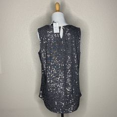 Dkny Sequined Nwt, Sleeveless Top, Lined, Size Medium, Dark Gray, Fun Piece! From A Smoke Free And Pet Free Home. Dkny Gold Sequin Blouse, Sequin Tee, Scoop Neck Blouses, Gathered Sleeves, Striped Hoodie, Ladies Tee Shirts, Red Silk, Pink Sweatshirt, One Shoulder Tops