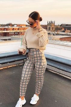 Look Legging, High Neck Jumper, Business Casual Outfits For Work, Work Fits, Sleeves Style, Stylish Work Outfits, Casual Work Outfits, Looks Chic, Outfit Inspo Fall