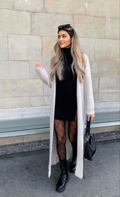 Look estiloso para você se inspirar Elegantes Party Outfit, Christmas Work Party, Christmas Party Outfit Work, Rok Outfit, Mode Casual, Work Party, Autumn Outfit, Party Outfits, Fall Fashion Outfits