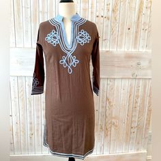 This Beautiful Gretchen Scott Cotton Tunic Dress Is Fully Lined. It Features Pale Blue Piping In Size Extra Small. New Without Tags. Never Worn. Brown Stretch Dress For Vacation, Casual Brown Spring Tunic, Casual Brown Tunic For Spring, Scott Brown, Brown Tunic, Cotton Tunic Dress, Cotton Tunic, Xs Dresses, Dresses Xs