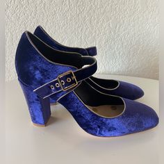 Brand New Unworn Size 40 Blue Heels With Heel Strap And Round Toe, Chic Blue Court Shoes With Round Toe, Blue Heels With Medium Width And Ankle Strap, Blue Heels With Ankle Strap, Blue Court Shoes With Medium Width And Round Toe, Blue Closed Toe Court Shoes, Blue Block Heels With Contrasting Heel Counter, Chic Blue Court Shoes With Block Heel, Blue High Heel Court Shoes With Padded Heel