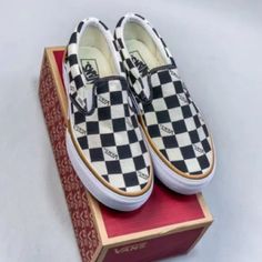 Brand New In Box Chelsea Deboer, Vans Checkerboard, Vans White, Vans Black And White, New Vans, Checkered Print, Shoes Vans, Vans Black, Women's Vans