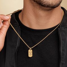 Looking for a gift for your man? You've found the perfect item for this! Introducing our stylish Stainless Steel Necklace for Men with a sleek Rectangle Disc Pendant that can be personalized with your special engraving. This versatile necklace is an essential accessory for any modern gentleman. Crafted with high-quality stainless steel, it offers durability and a polished finish that is both sophisticated and timeless. The rectangular disc provides the perfect canvas for your chosen engraving, m Monogram Necklace Gold, Boyfriend Necklace, Gold Necklace For Men, Message Necklace, Rectangle Necklace, Gold Disc Necklace, Silver Chain For Men, Gift Boyfriend, Gold Disc