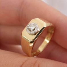 Gold Signet Ring 14k Solid Gold Diamond Gemstone Ring Special Design Band Daily Use Minimalist Dainty Ring Christmas Birthday Gift For Her ▶ 𝙋𝙍𝙊𝘿𝙐𝘾𝙏 𝙁𝙀𝘼𝙏𝙐𝙍𝙀𝙎 * 14k Solid Gold Ring * Salitaire Total Carat: 0.10 ct * Round Stones Total Carat: 0.10ct * Total Carat: 0.20 ct * Diamond Quality: G Colour VS Clarity * Top Size Width : 8.53 mm ( 0.33 in) * Top Size Length : 10.18 mm ( 0.40 in) * Mini Round Stone and Solitaire Total Size : 5.75 x 5.75 mm ( 0.22 in) ▶▶ İNFORMATİON If you cho Minimalist Diamond Rings, Gents Ring, Gold Ring Designs, Gold Signet Ring, Diamond Gift, Christmas Birthday Gifts, Birthday Gift For Her, Dainty Ring, Gold Jewelry Fashion