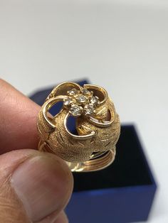 this rare beautiful hand-made tested 14k gold with7 and clear sapphire, ring size 7 and it is weight about 5.5 grams, solid 14k gold, the flower crown of the ring are 19.7mm around. this ring makes an excellent gift for her 💥💖 Heirloom 14k Gold Flower Ring With Rose Cut Diamonds, Formal 14k Gold Flower Diamond Ring, Victorian 14k Gold Flower Ring Gift, Vintage 14k Gold Flower Ring For Formal Occasions, Vintage Yellow Gold Flower Ring For Formal Occasions, Vintage Flower Shaped Jewelry With Rose Cut Diamonds, Vintage Diamond Flower Ring As Gift, Vintage Hallmarked Flower Ring For Formal Occasions, Victorian 14k Yellow Gold Flower Ring