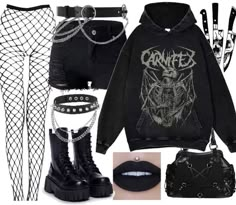 Alt Outfits Female, Edgy Winter Outfits Grunge, Casual Gothic Outfits, Edgy Winter Outfits, Goth Pics, Non Binary Outfits, Alt Baddie, Billionaire Homes, Gothic Crop Tops