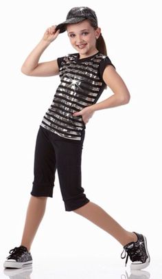 Dance Moms Abby, Dancing Pictures, Dance Costumes Hip Hop, Dance Picture Poses, Dance Pics