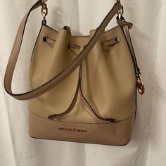 Checkout - Poshmark Michael Kors Beige Crossbody Bag, Michael Kors Bucket Bag With Detachable Strap For Shopping, Michael Kors Bucket Bag With Gold-tone Hardware For Shopping, Michael Kors Travel Bucket Bag, Michael Kors Gold-tone Hardware Bucket Shoulder Bag, Michael Kors Beige Bag For On-the-go, Michael Kors Beige On-the-go Bag, Michael Kors Beige Bag With Detachable Strap, Michael Kors Shoulder Bucket Bag For Shopping