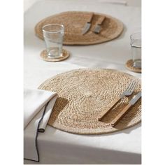 Natural fibers, Fabric mix of cattail and jute Natural Placemats, Classical Home, Bali Decor, Jute Design, Yacht Interior Design, Diy Placemats, Round Placemat, Dinning Set, Jute Fabric