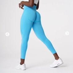 Nvgtn Aqua Contour Solid Seamless Leggings Size Medium New With Tags Workout Tights, Gym Outfits, Fitness Clothing, Cat Pet Supplies, Curves Workout, Sports Wear, Seamless Leggings, Wear Pink, Sport Wear