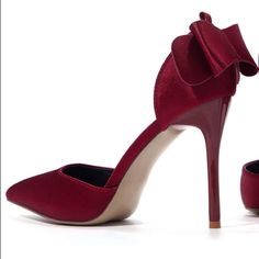 Women's Burgundy Ankle Strap Bow High Heel Dress Shoe *New* Arrives New And Unused Fabric: Satin Look Heel Length Almost 4” Unique Rear Bow Design. Pointed Toe Stiletto Heel Ankle Buckle Strap And Bow Design Heel Itself Is Not Satin Texture Perfect For Valentine’s Day , Christmas , Birthday , Weddings Or Other Special Occasions No Trades Bundle & Save Maroon Heels Aesthetic, Red Pointed Toe Heels With Bow, Red High Heel With Bow, Chic Heels With Red Bow, Chic Red Heels With Bow, Red Bow Heels For Formal Occasions, Chic Formal Heels With Red Bow, Bow Detail Heels For Prom, Fitted Bow Heels For Prom