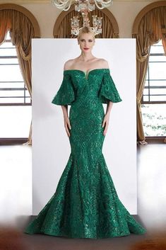 Off Shoulder Long Dress, Special Occasion Gowns, Organza Gowns, Mother Of The Bride Gown, Trumpet Dress, Green Dresses, Pageant Dress, Dresses 2020, Lace Dress Long