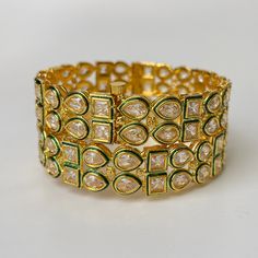 Gold plated Kundan openable Kada Bangles Pair/Indian Kada/Wedding Jewelry/Kada Bang/les/Punjabi Jewelry/Indian Wedding/Bollywood bangles Made from High Quality Hand Picked Kundan Stone Perfect Kundan bangles for Party Wear. The Look Is Stunning And Preciously Suitable For All Kinds Of Dressy Occasions Its a Ideal Gift for Your Loved ones, Wife, Mother, Sister, Friend, Excellent gift for Birthday, Anniversary, Wedding , Can be wear any party , wedding, Festivals and Celebrations etc. This is 100% Indian Gold Bangles, Jewelry Indian Wedding, Punjabi Jewelry, Wedding Bollywood, Kada Bangles, Wedding Bangles, Kundan Bangles, San Ramon, Bangles Making