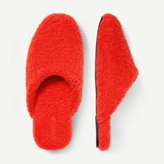 Women's Saturday Slipper - Bombas Wish List Aesthetic, Best Winter Shoes, 90 Shoes, Winter Shoes Boots, Street Style New York, Gift Guide Women, Best Slippers, Red Beanie, Slides Women