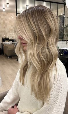 Blonde Actresses, Dyed Blonde Hair, Honey Blonde Hair, Balayage Hair Blonde