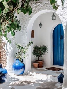 All Blue Interior, Greek Island Home Decor, Santorini Greece Decor, Greek Island Home, Greek Island Interior Design, Greek Home Decor Interior Design, Greek Style Interior Design, Greek Kitchen Design, Greek Style Home Interiors