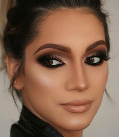 Makeup Looks Evening Make Up, Smokey Evening Makeup, Evening Smokey Eye Makeup, Dusty Rose Lipstick Makeup Look, Dramatic Dark Eye Makeup, Boho Smokey Eye Makeup, Neutral Smokey Eye Makeup Wedding, Matte Eyeshadow Looks Natural, Black Sheer Top Outfit Classy