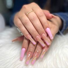 Pink Gold Nails, Gold Acrylic Nails, Her Nails, Fall Acrylic Nails, Classy Acrylic Nails, Long Acrylic Nails Coffin, Acrylic Nails Coffin Pink, Long Square Acrylic Nails