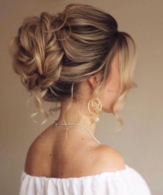 Hair Down Hairstyles Wedding, Wedding Down Hairstyles, Hairstyles Wedding Updo, Hair Dos For Wedding, Hair Long Wedding, Hairstyles For A Wedding, Hair Down Hairstyles, Wedding Hair Long, Bridal Wedding Hairstyles