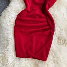 Materials: other Size: one size Color: red, black, green Wrap Skirt Short, Red Black Green, Strapless Bodycon Dress, Tight Hips, Skirt Short, Slim Waist, Ladies Party, Black Mini, Wrap Skirt