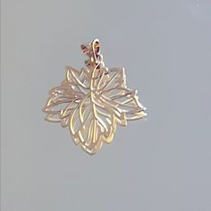 18k - Solid Gold Leaf Charm Necklace- No Chain. Pendant Ideas, Pewter Pendant, Leaf Charms, Leaf Pendant, Gold Leaf, Womens Jewelry Necklace, Charm Necklace, Solid Gold, 18k Gold