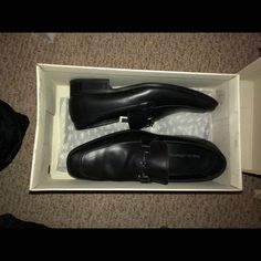 Perry Ellis Dress Shoes Chic Black Dress Shoes For Office, Elegant Leather Shoes For Formal Spring Events, Elegant Formal Leather Shoes For Spring, Designer Slip-on Dress Shoes For Formal Occasions, Elegant Formal Dress Shoes For Spring, Elegant Formal Spring Dress Shoes, Elegant Spring Formal Dress Shoes, Elegant Slip-on Dress Shoes For Party, Elegant Party Slip-on Dress Shoes