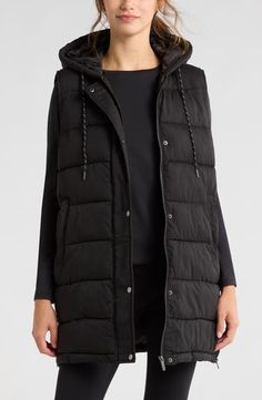 Winter Fashion Japan, Puffy Vest Outfit, Long Puffer Vest, Winter Outfit For Women, What To Wear In Winter, Fashion In Japan, Hooded Puffer Vest, Vest Outfit, Womens Puffer Vest