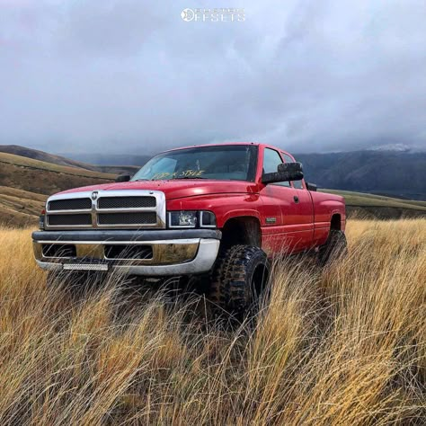 Classic Dodge Trucks, Trucks Dodge, Dodge 2nd Gen Cummins, Second Gen Cummins, 2nd Gen Cummins, Cummins Diesel Trucks, Dodge Diesel Trucks, Dodge Diesel, Trucks Lifted Diesel