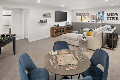 Kids Hangout Room, Teen Playroom, Hangout Room Ideas, Bonus Room Design, Basement Game Room, Teen Hangout, Games Room Inspiration, Family Game Room, Hangout Room