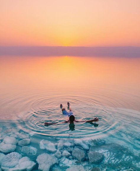 Earth on Twitter: "The Dead Sea, Jordan… " Jordan Travel, Amazing Places On Earth, Wadi Rum, Dead Sea, Amman, Travel Goals, Travel Inspo, Dream Vacations, The Dead