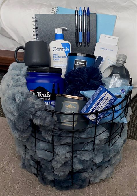 Valintines Basket For Boys, Boyfriends Gift Baskets, Gift Basket Boyfriend Birthday, Good Birthday Presents For Boyfriends, Vday Gift Basket For Him, Grad Baskets For Guys, Birthday Gifts For Boyfriend Blue, Gift Baskets For Anniversary, Valentine Gift Baskets For Boyfriend