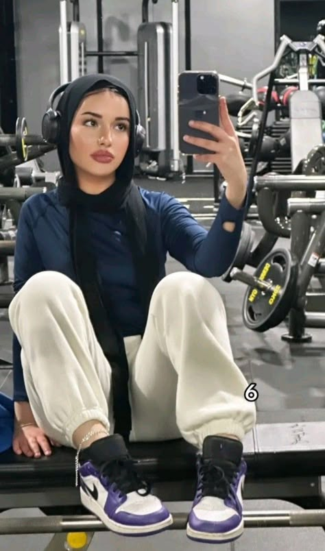 Modest Gym Aesthetic, Hijabi Fitness Aesthetic, Gym Hijab Style, Hijabi Gym Fits, Muslim Workout Outfit, Modest Fitness Outfits, Gym Fits Modest, Muslim Gym Outfit, Gym Outfit Modest